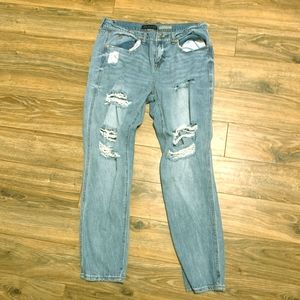Trendy, Cute, Unused Jeans!